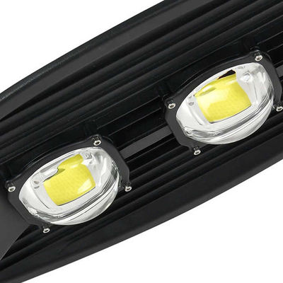 Luz de calle LED eléctrica impermeable con voltaje de entrada AC85-265V y larga vida útil