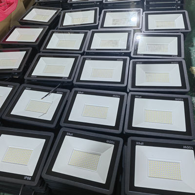 Proyector LED impermeable de 10W/20W/30W/50W/100W/150W/200W/300W/400W para estadios deportivos