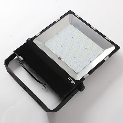 Luz solar de inundación exterior con reflector Led Sensor Ip65 y 50000 horas de tiempo de trabajo
