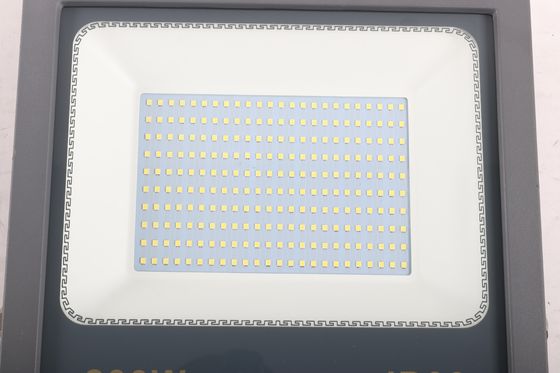AC 100V-240V Voltado de entrada 10W 20W 30W 50W 100W 150W 200W Proyector LED para exteriores